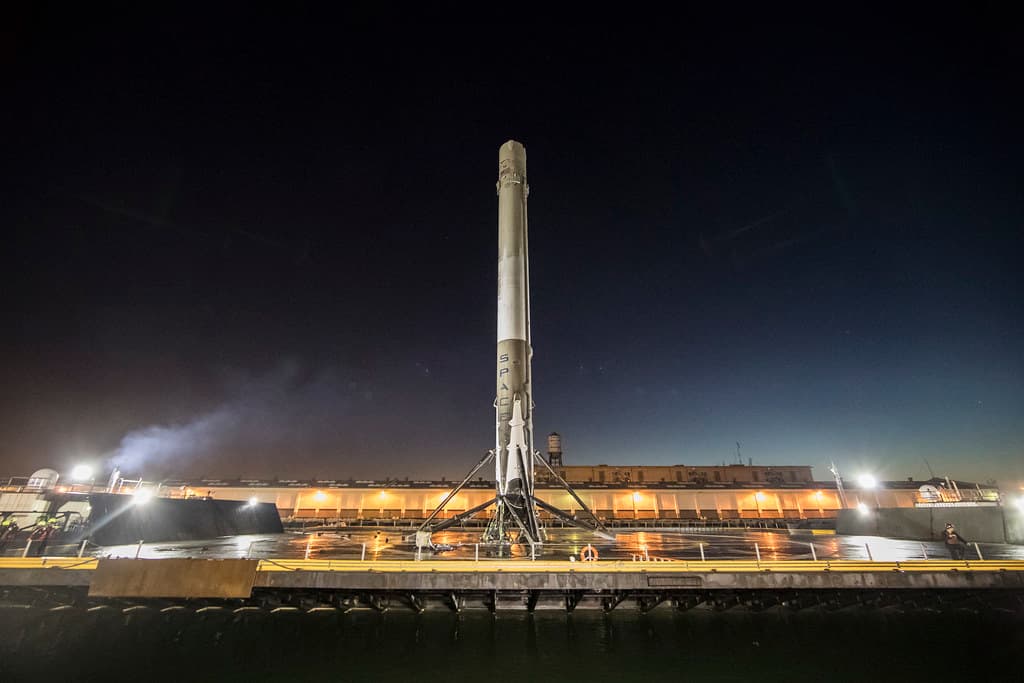 Falcon 9 6